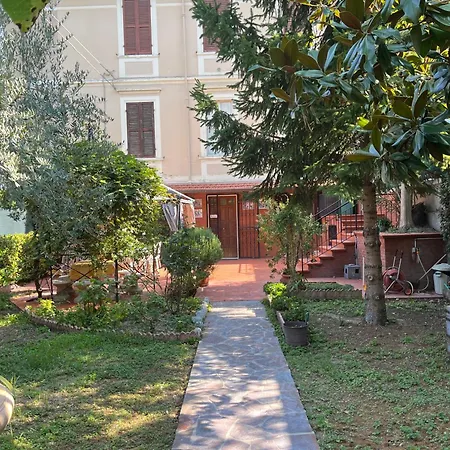 Apartment Buonarroti 19 *
